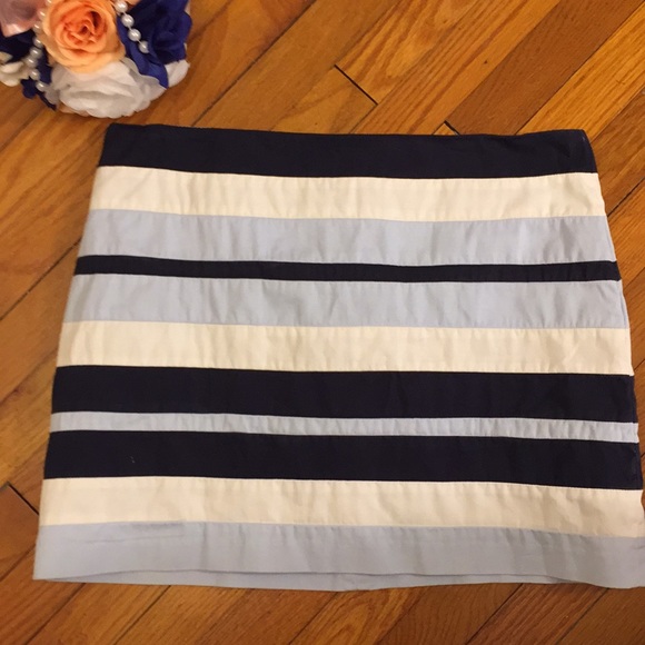 Tommy Hilfiger Dresses & Skirts - 🎁3for$10🎁Tommy Hilfiger striped mini skirt